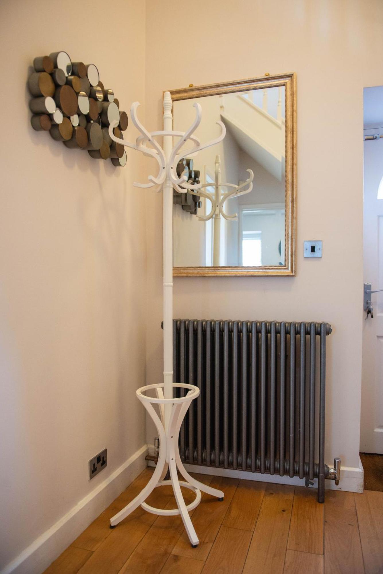 Spacious 2-Bed Home - Exposed Beams & Fast Internet Included Stamford Eksteriør billede